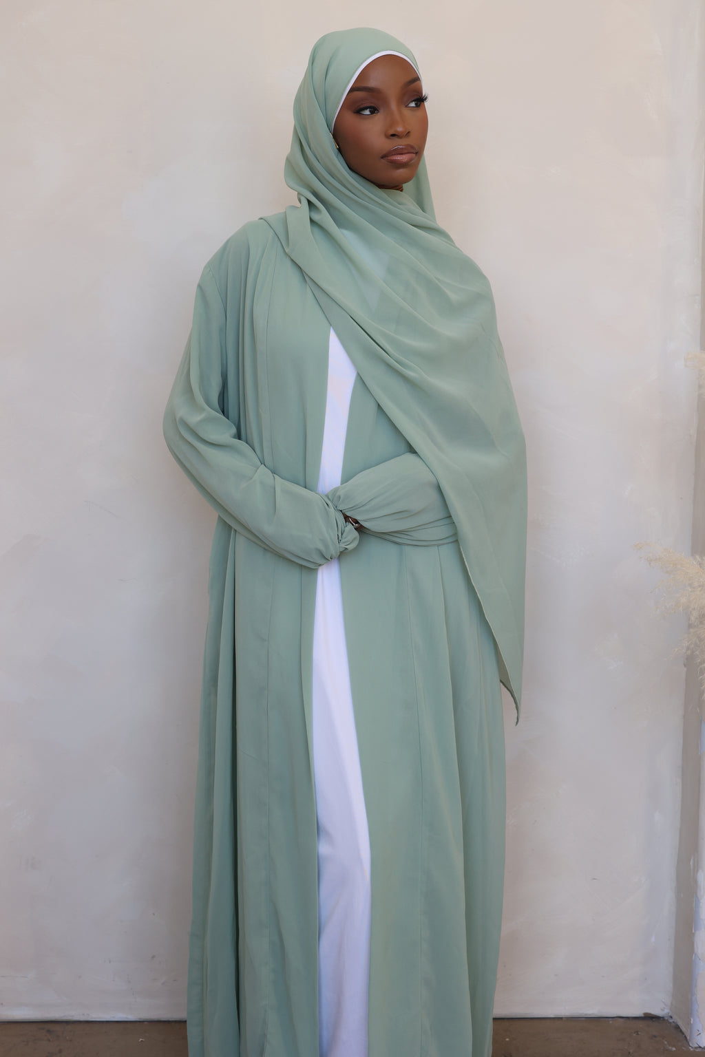 (Mint) Chiffon Abaya