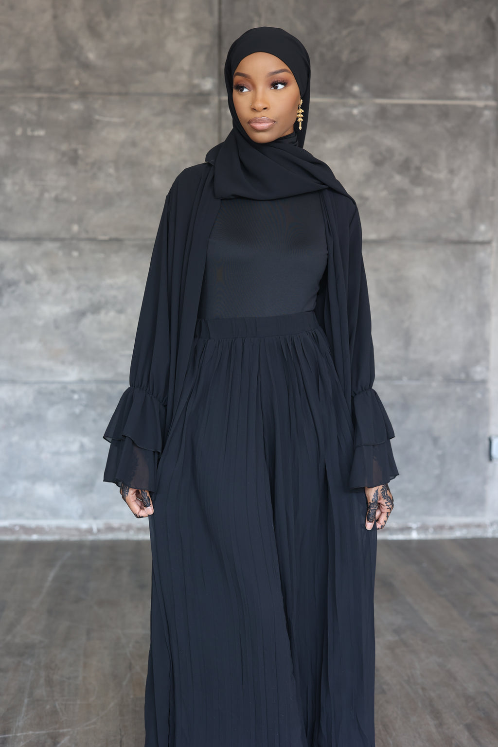 (Black) Pleated Wide Leg Pants