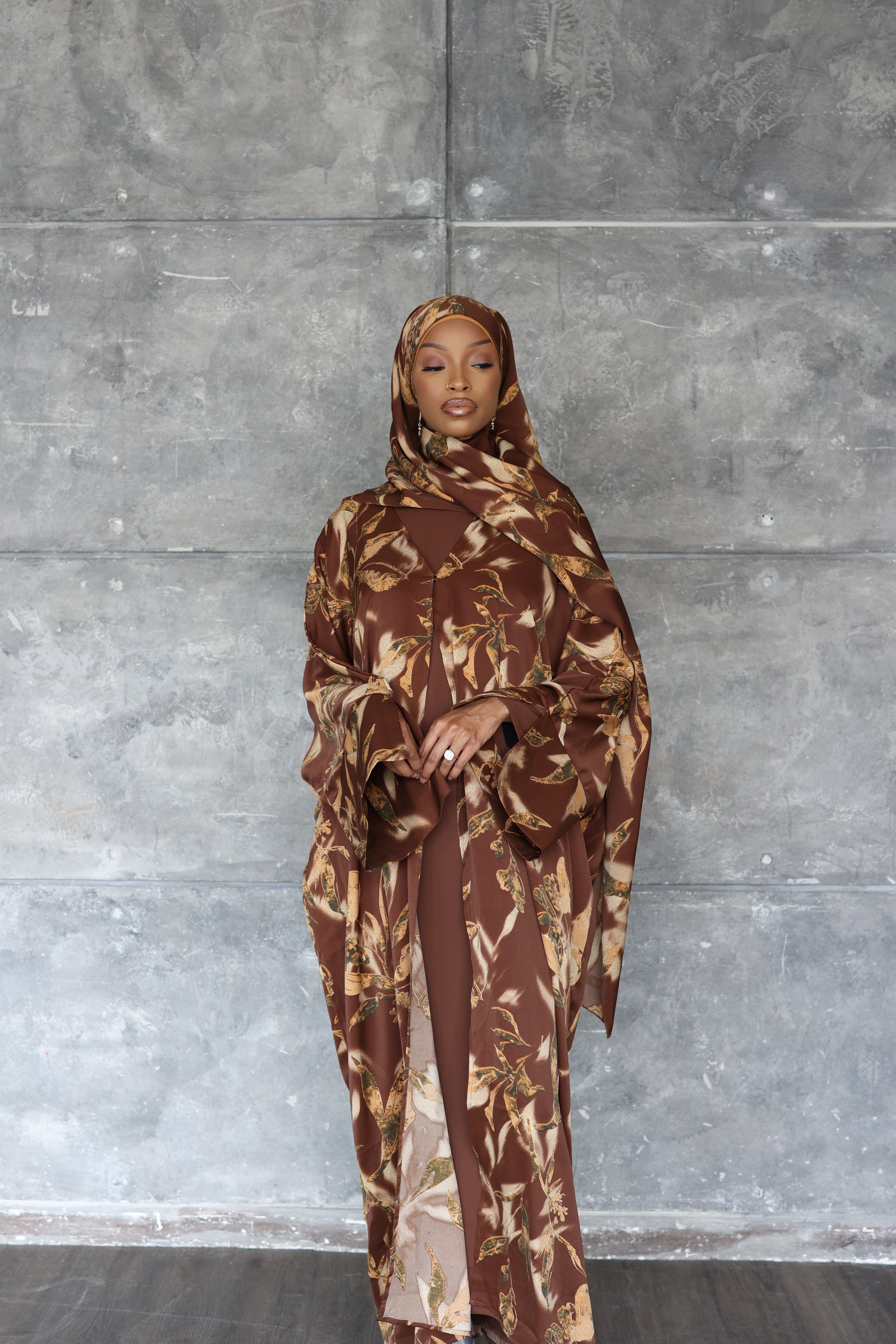 Brown SERAI Abaya
